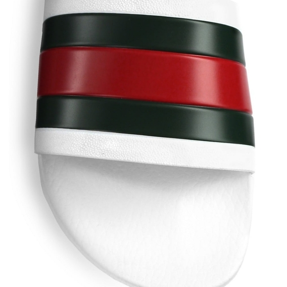 GUCCI Web Lai Rubber Slide sandal for men, available in size 9 and 10. - Picture 6 of 11